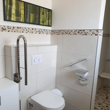 Comfy Plaza 65m2 Ground Floor No Stairs With Separate Bedroom Living Full Kitchen And Study Furnished Terrace Parking At The Door Fiber Internet Sleeps 4 * Aurolzmunster