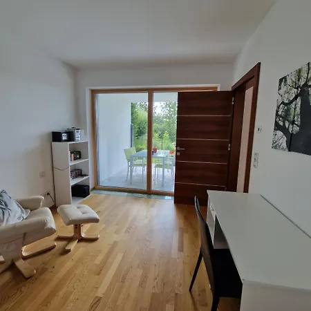 Comfy Plaza 65m2 Ground Floor No Stairs With Separate Bedroom Living Full Kitchen And Study Furnished Terrace Parking At The Door Fiber Internet Sleeps 4 * Aurolzmunster